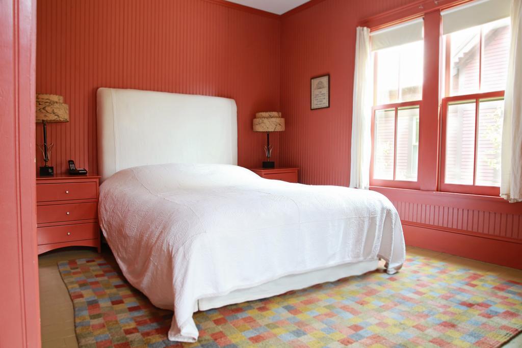 The Porches Inn At Mass Moca ノースアダムズ エクステリア 写真