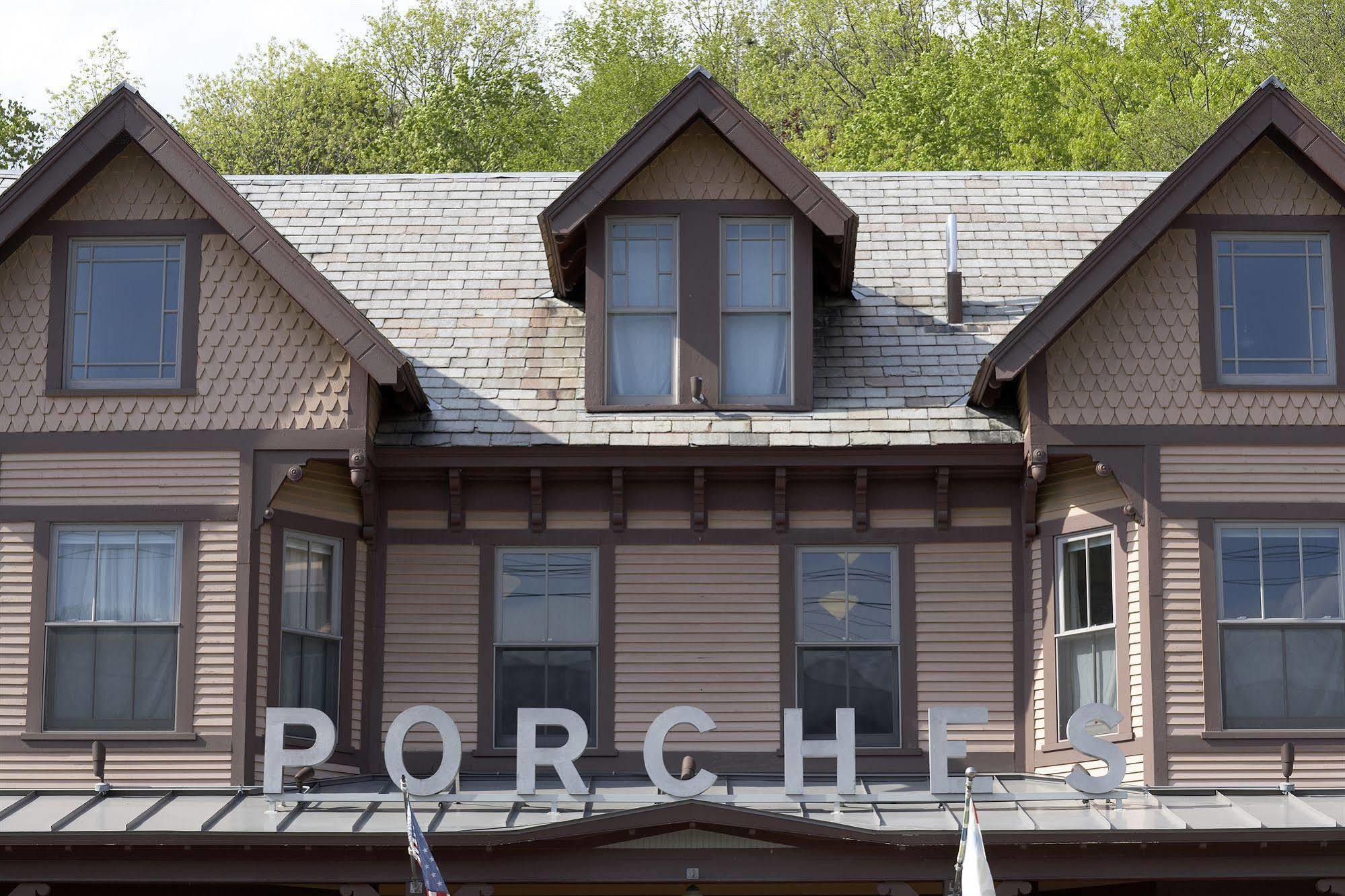 The Porches Inn At Mass Moca ノースアダムズ エクステリア 写真